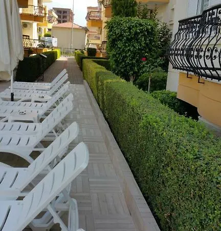 In Begonvil Sitesi Apartamento