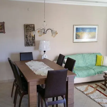 In Begonvil Sitesi Apartamento *